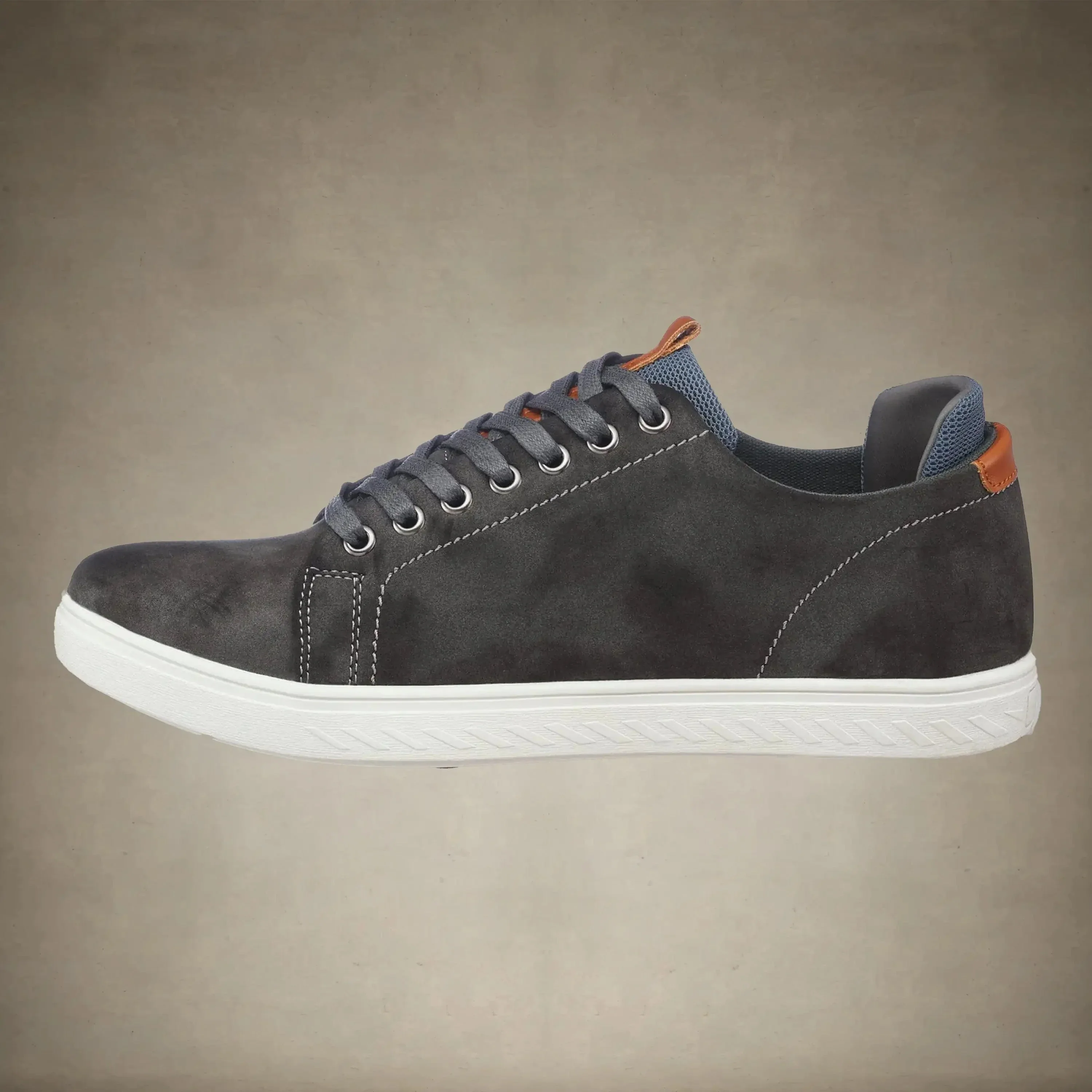 Men's Bulls Low Top Court Shoes - FINAL SALE - Image 11