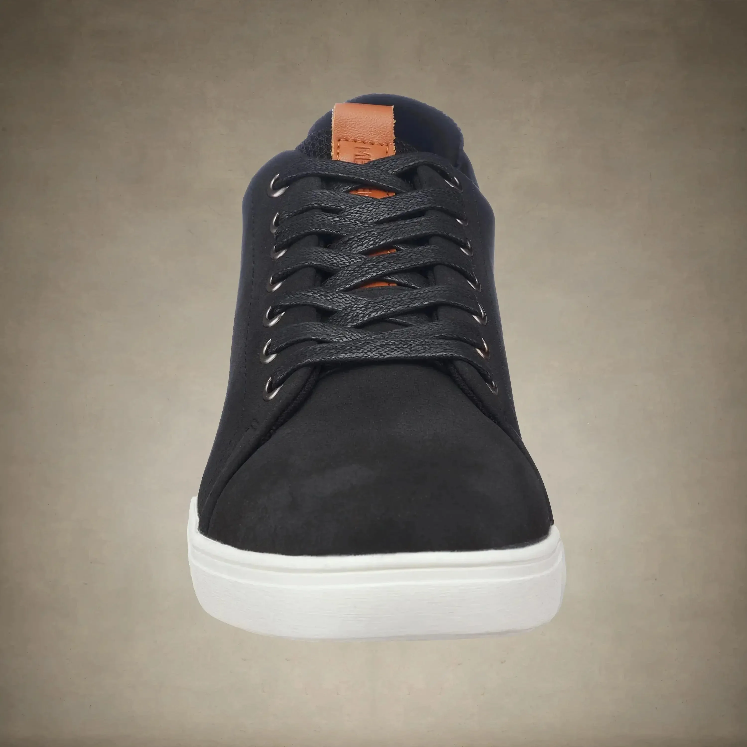 Men's Bulls Low Top Court Shoes - FINAL SALE - Image 6