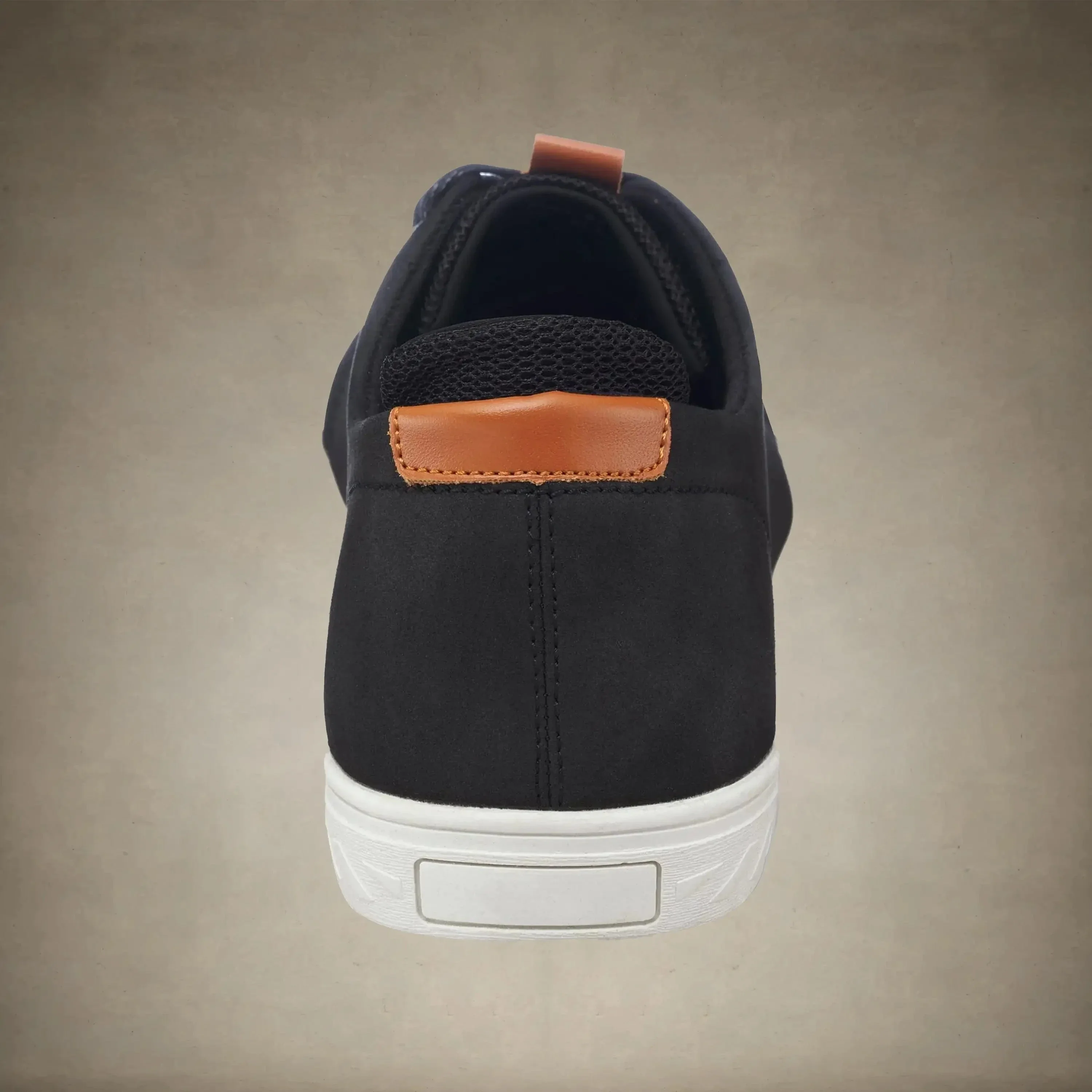 Men's Bulls Low Top Court Shoes - FINAL SALE - Image 8