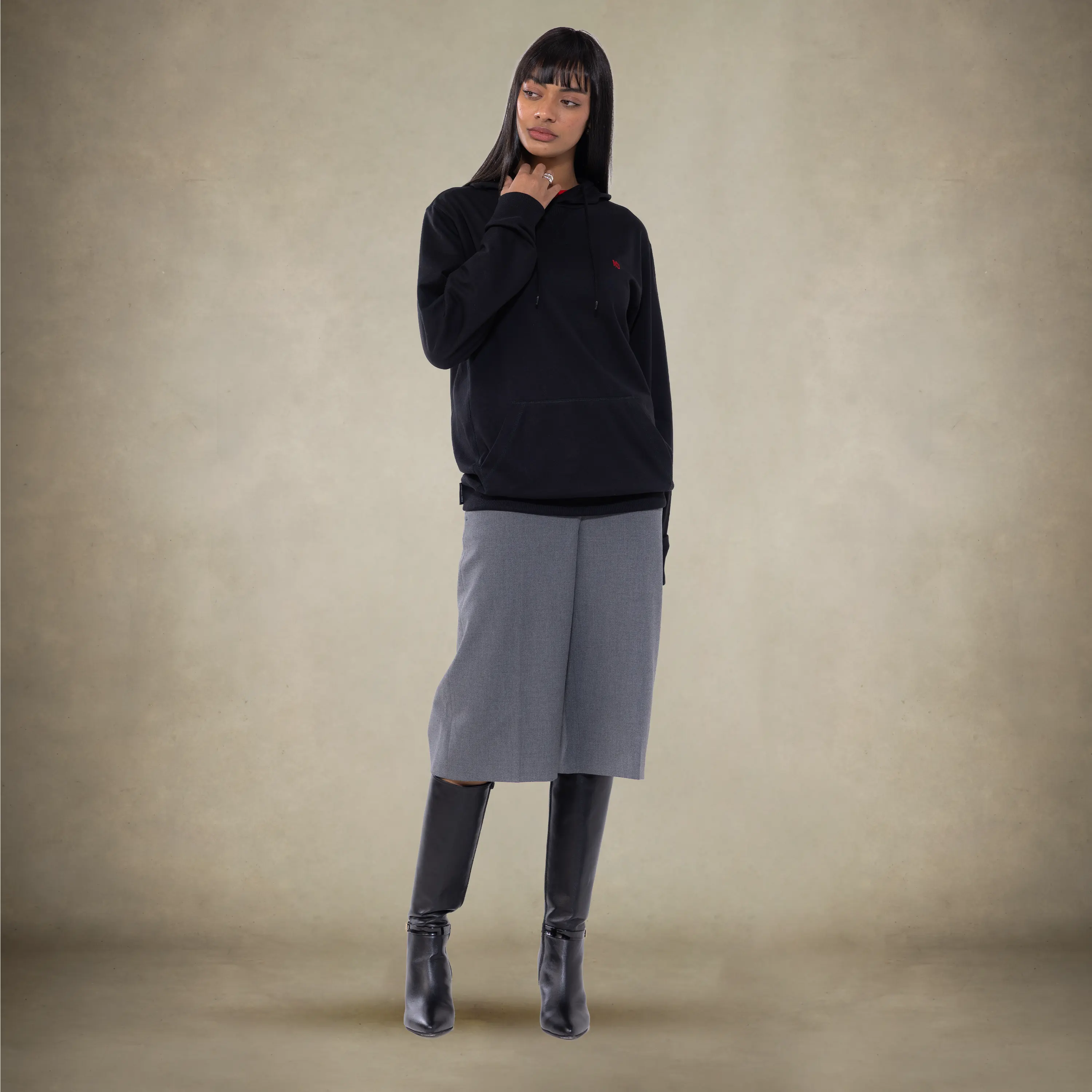 Women's Oversized Pullover Hooded Sweatshirt - Image 14